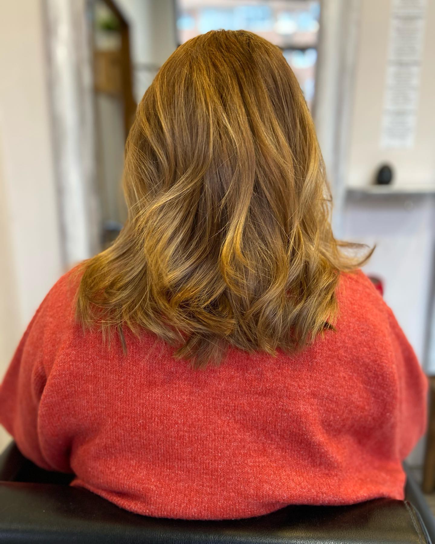 Cambio de look con acabado natural en Amare Salon, peluquería en Valdemoro